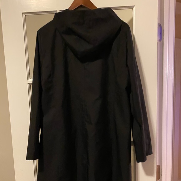 Eileen Fisher trench coat - Picture 2 of 4